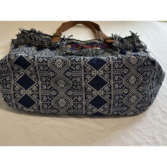 Twig & Arrow BOHO Woven Beach Weekend Tote Bag Fringe Beaded Red White & Blue - Picture 5 of 11